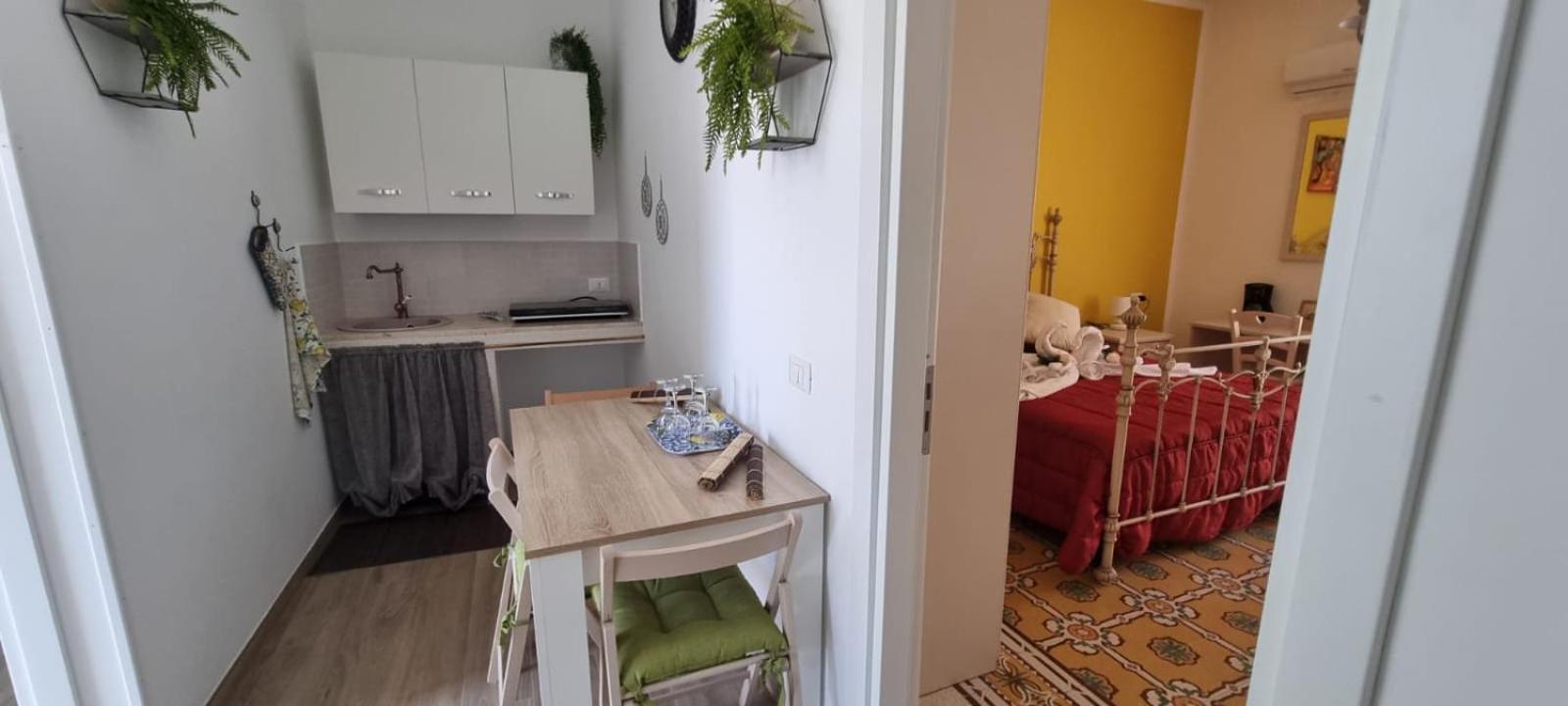 Bed and Breakfast Regina Stella Lascari Zewnętrze zdjęcie
